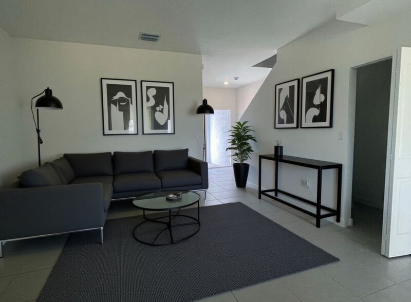 Building Photo - 27700 SW 156th Ct