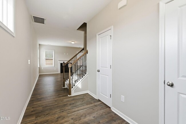 Building Photo - 48 Weathervane Dr.