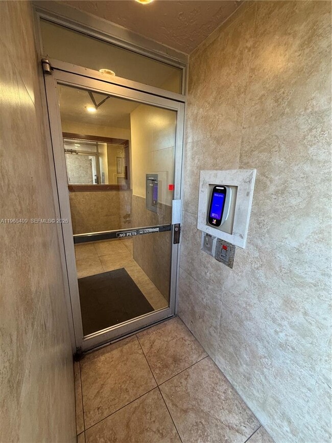 Building Photo - 1830 Dixieana St