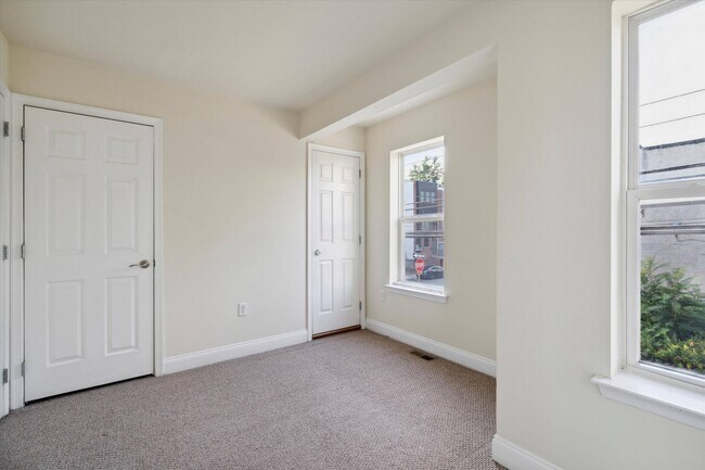 Building Photo - 1955 N 18th St