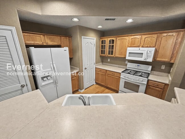 Building Photo - 10158 Autumn Blaze Trail