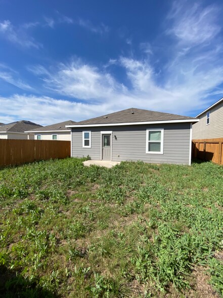 Building Photo - 5407 Malakoff Dr