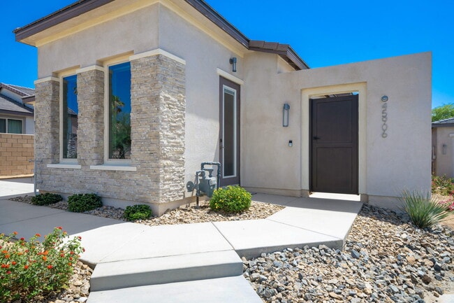 Building Photo - 45906 Champion Ct.