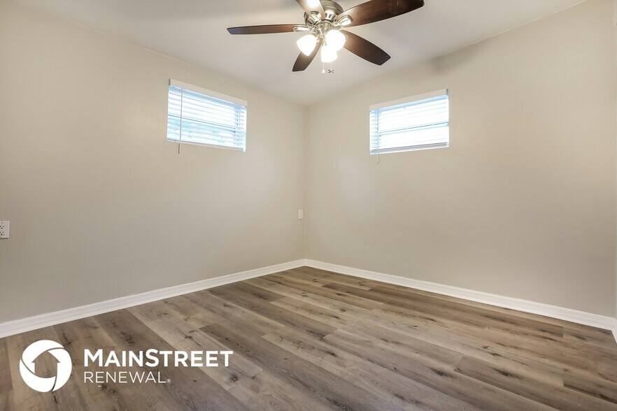 Building Photo - 739 Palmetto St