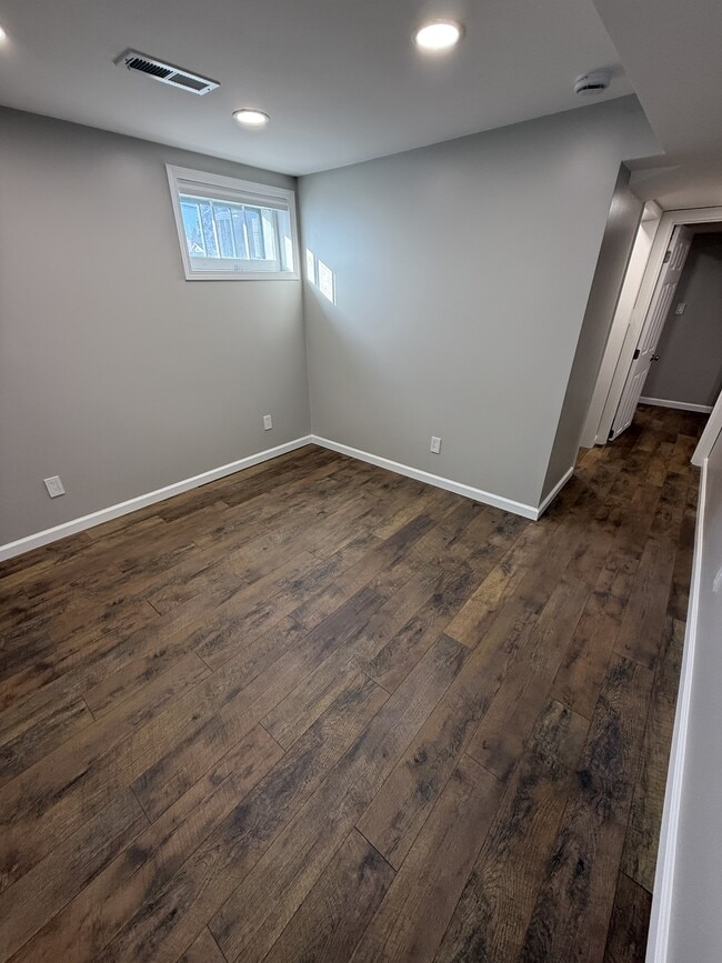 Building Photo - 3250 3rd Ave S