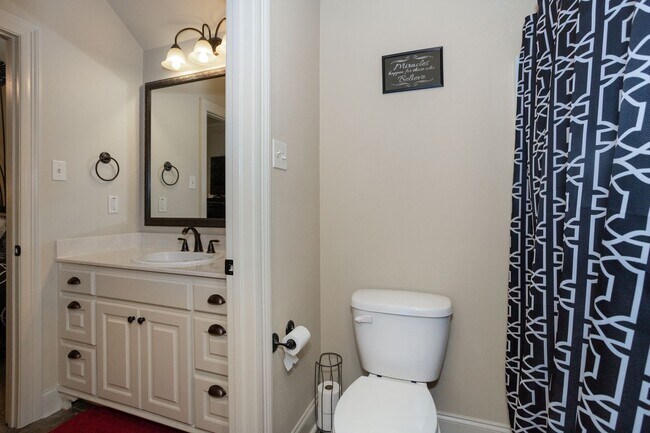 Building Photo - Fully Furnished, All-Inclusive Lakefront L...