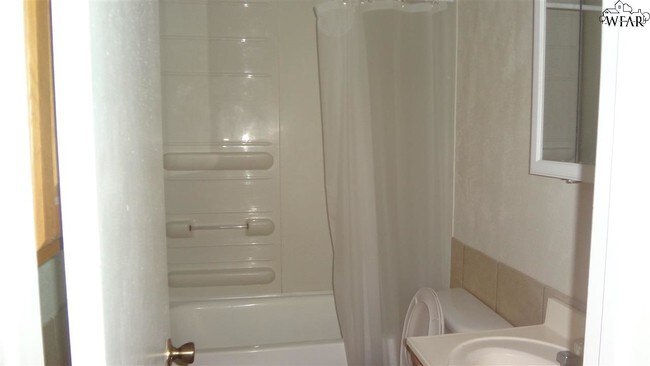 Building Photo - 1503 Covington St