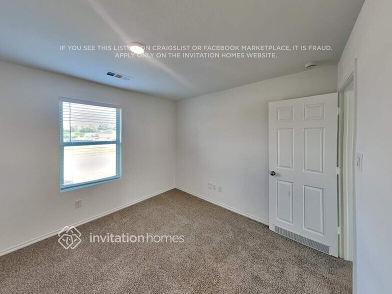 Building Photo - 18739 Faustina Way