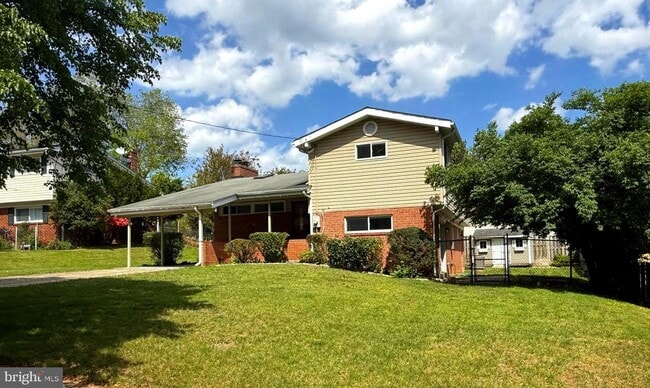 Primary Photo - 11403 Clara St