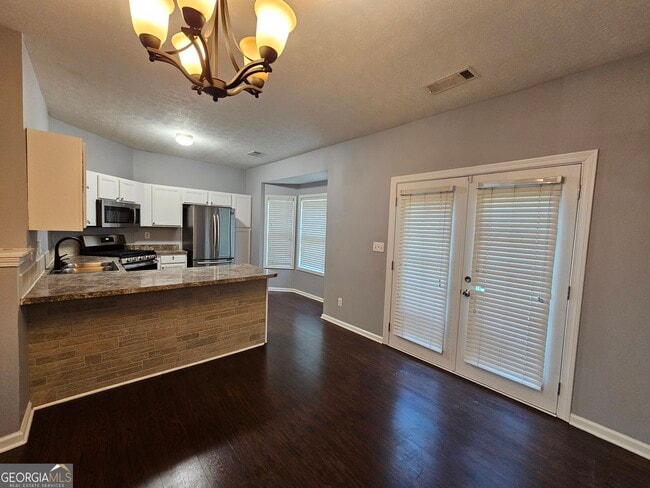 Building Photo - 1243 Blairs Pointe Dr SW