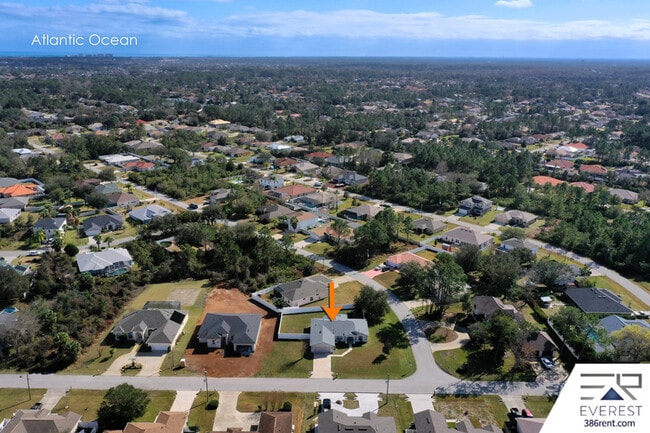 Building Photo - 39 Firethorn Ln
