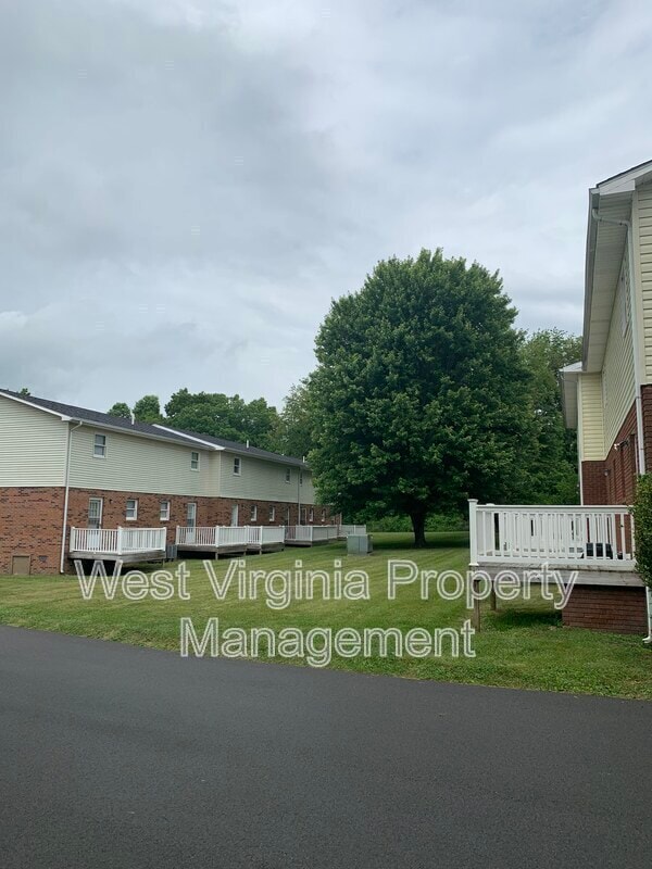 Building Photo - 143 Cardinal Wy