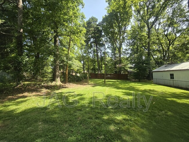 Building Photo - 841 Carrington Dr