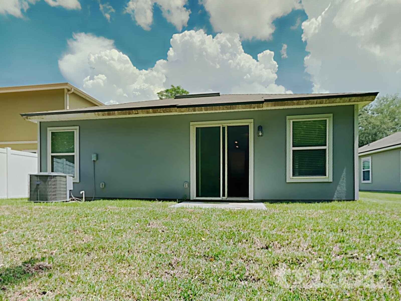 Building Photo - 8048 Meadow Walk Ln