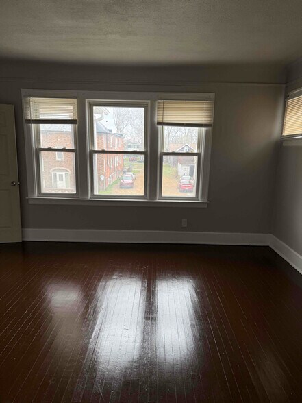 Building Photo - 12365 Griggs St