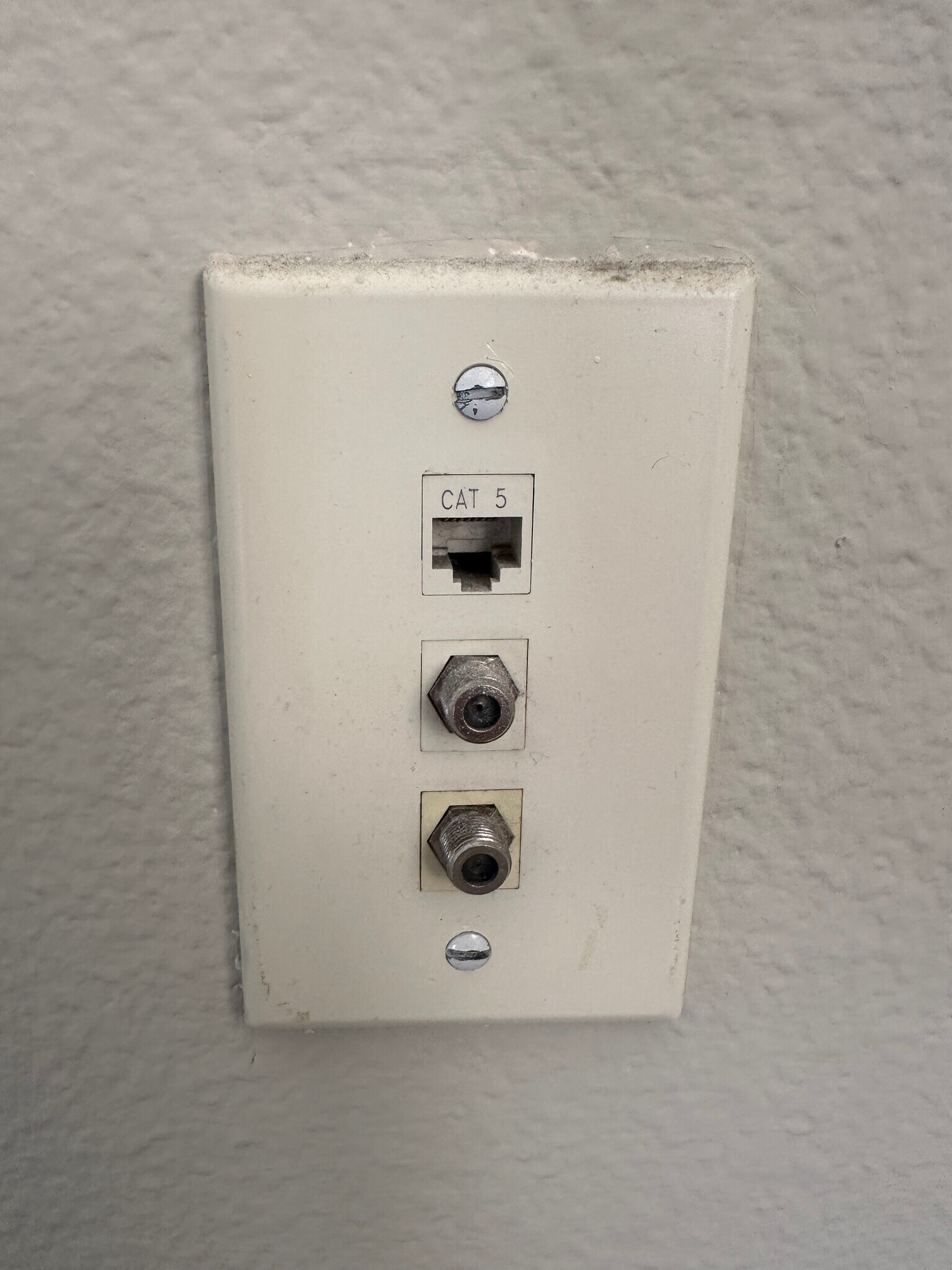 space is CAT5 wired - 30 E Julian St