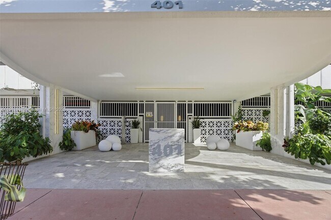 Building Photo - 401 Ocean Dr