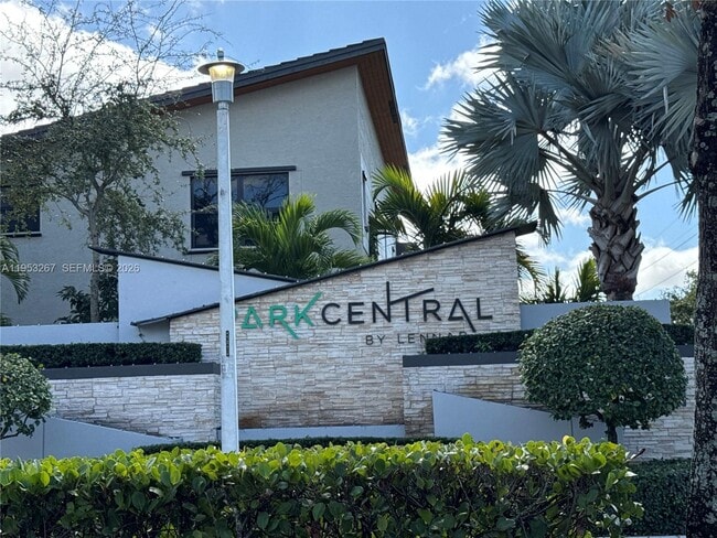 Building Photo - 7809 NW 104th Ave