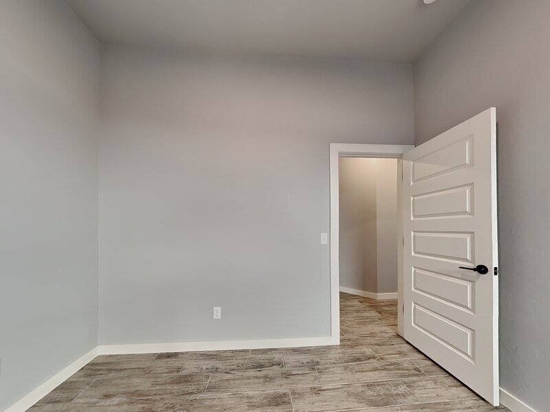 Building Photo - 312 W 3rd St