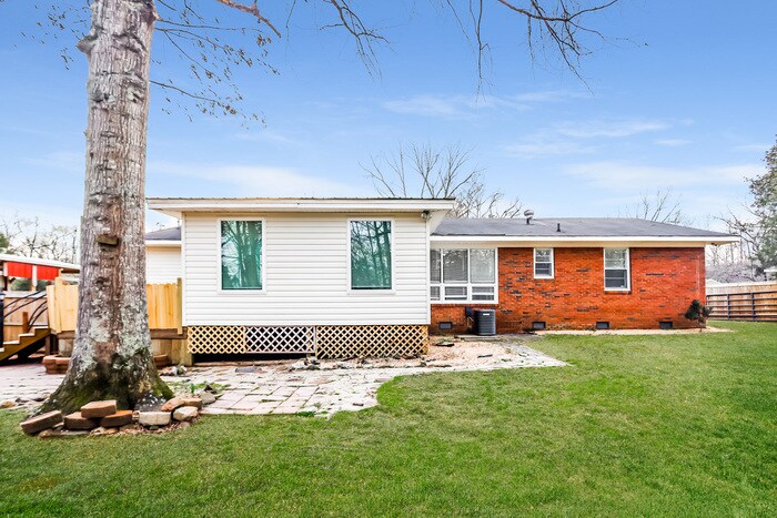 Building Photo - 34 Dunwar Dr