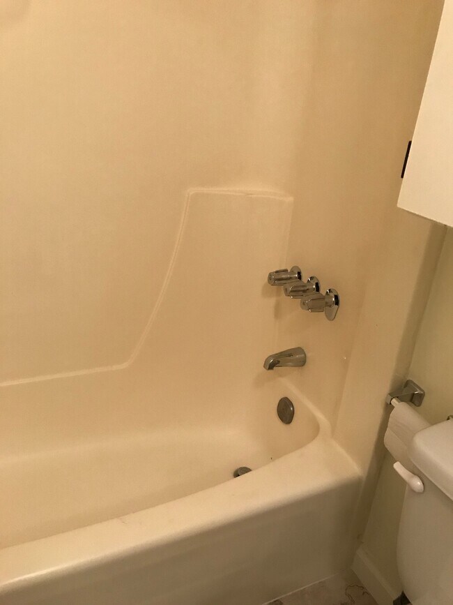 Building Photo - 2888 Ala Ilima St