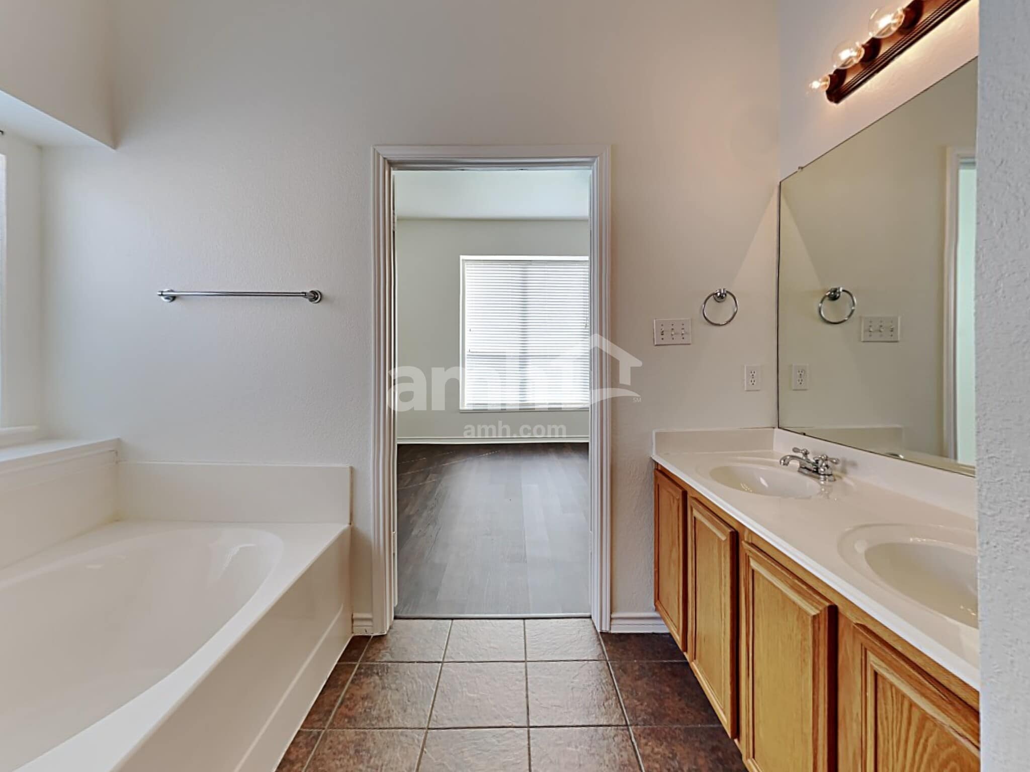 Building Photo - 3540 Desert Mesa Rd