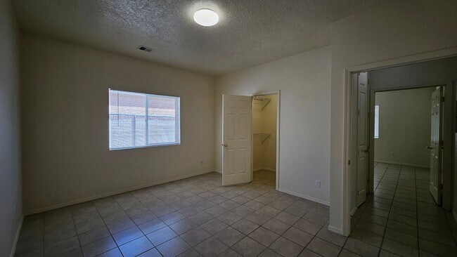 Building Photo - 5401 Marble Ave