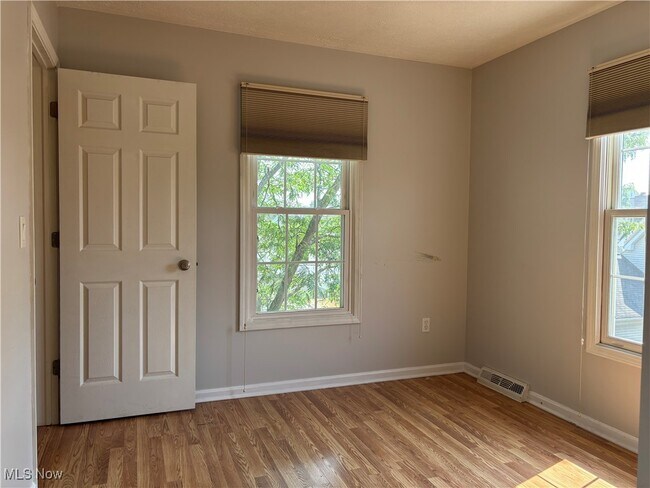 Building Photo - 8222 Chester Pkwy