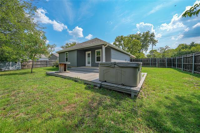 Building Photo - 1228 Jones St