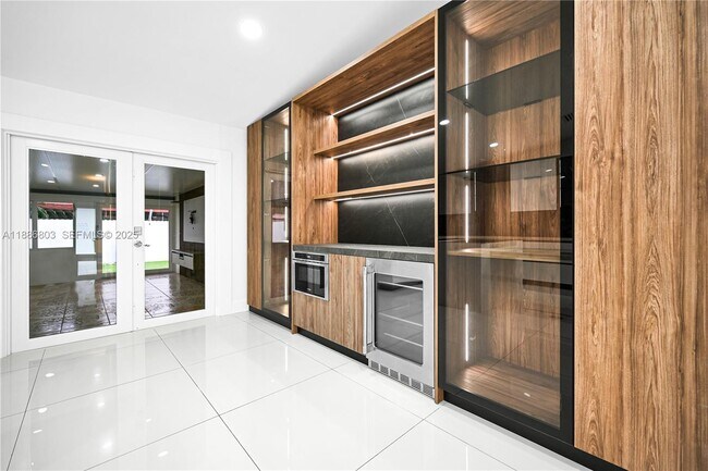 Building Photo - 13284 SW 39th St