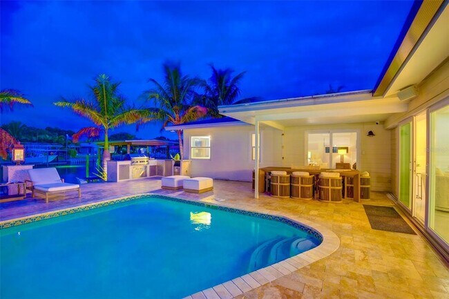 Building Photo - 807 Snug Island