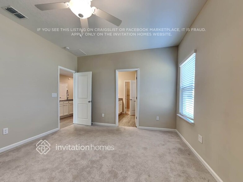 Building Photo - 2456 Laylas Wy
