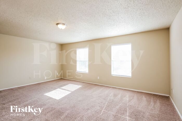 Building Photo - 2980 Santa Sabina Dr