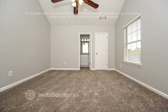 Building Photo - 3687 Arminto Dr