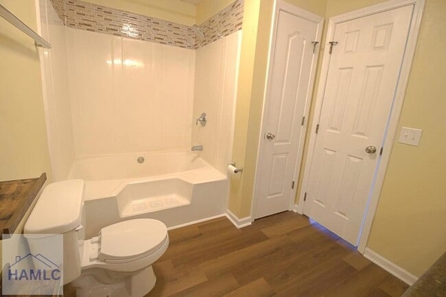 Building Photo - 205 Tempest Ln