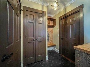 Building Photo - 3 Grant St