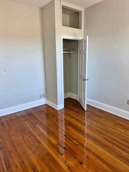 Building Photo - 1193 Commonwealth Ave