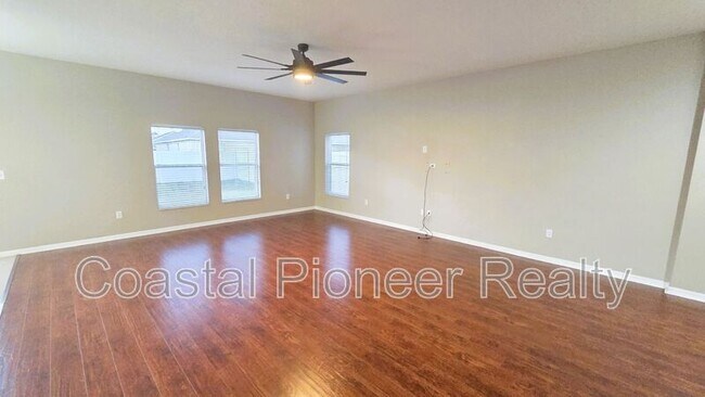 Building Photo - 10279 Newminster Loop