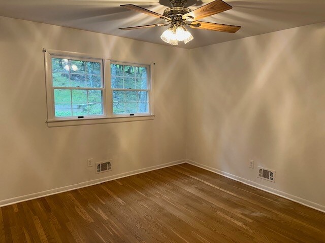 Building Photo - 55 Miami Trl