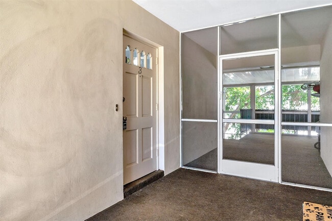 Building Photo - 1049 NW 30th Ct