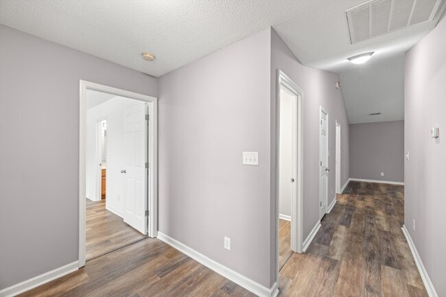 Building Photo - 5034 Cates Bend Way