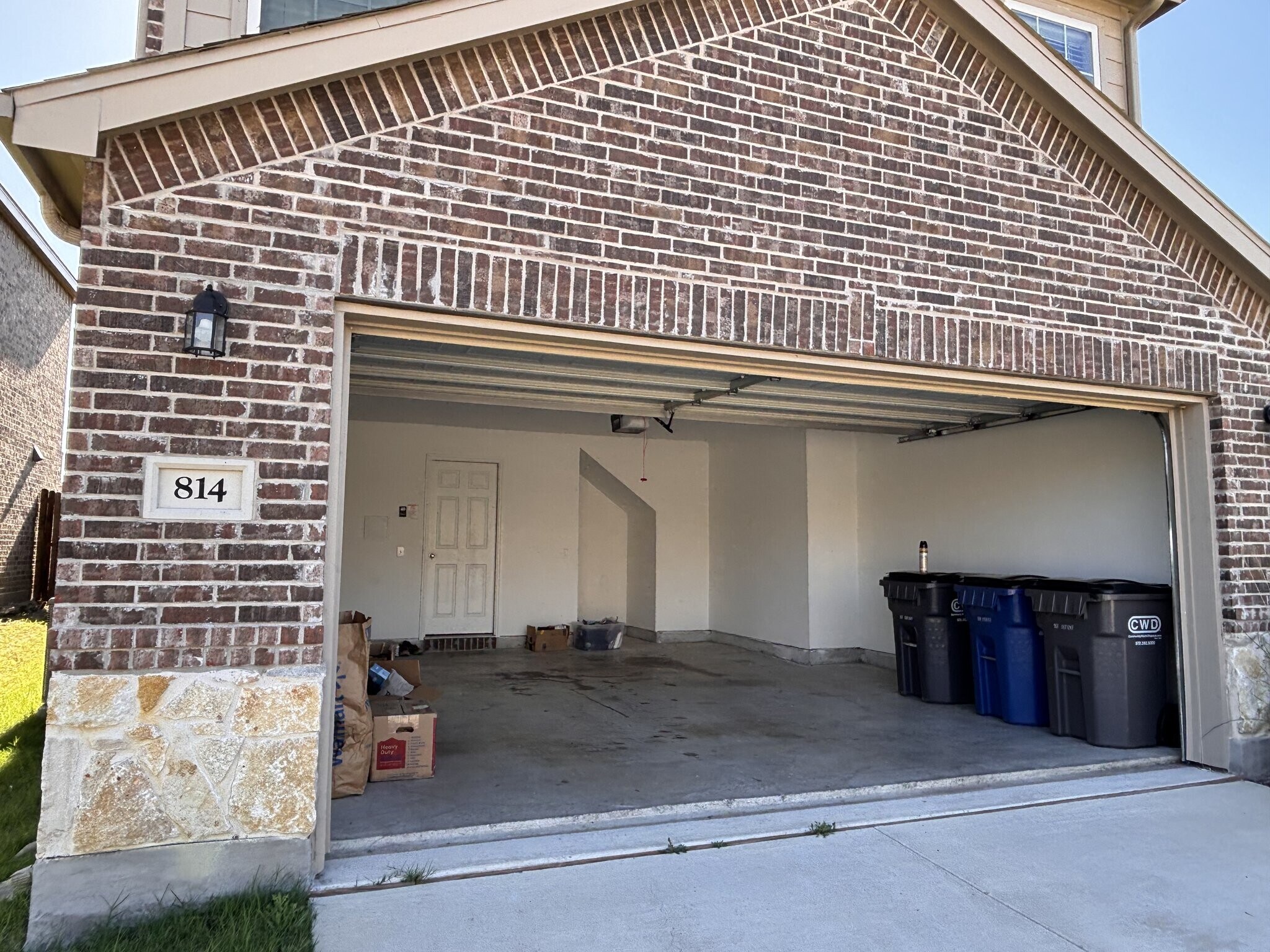 Building Photo - 814 Lake Fletcher Rd