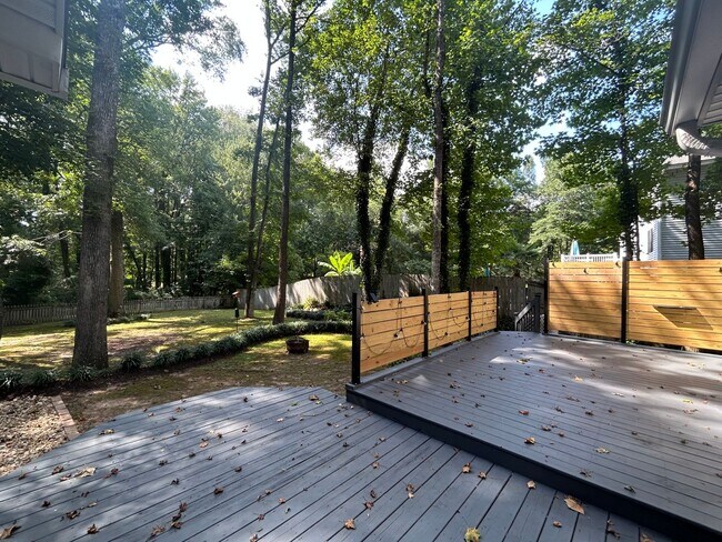 Building Photo - 102 Shawville Ln