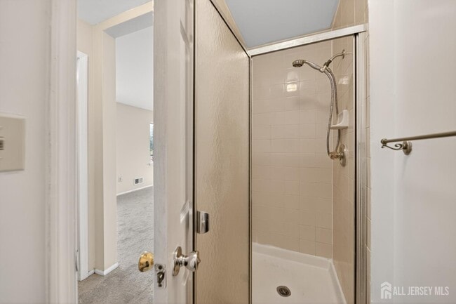Building Photo - 1606 Madaline Dr