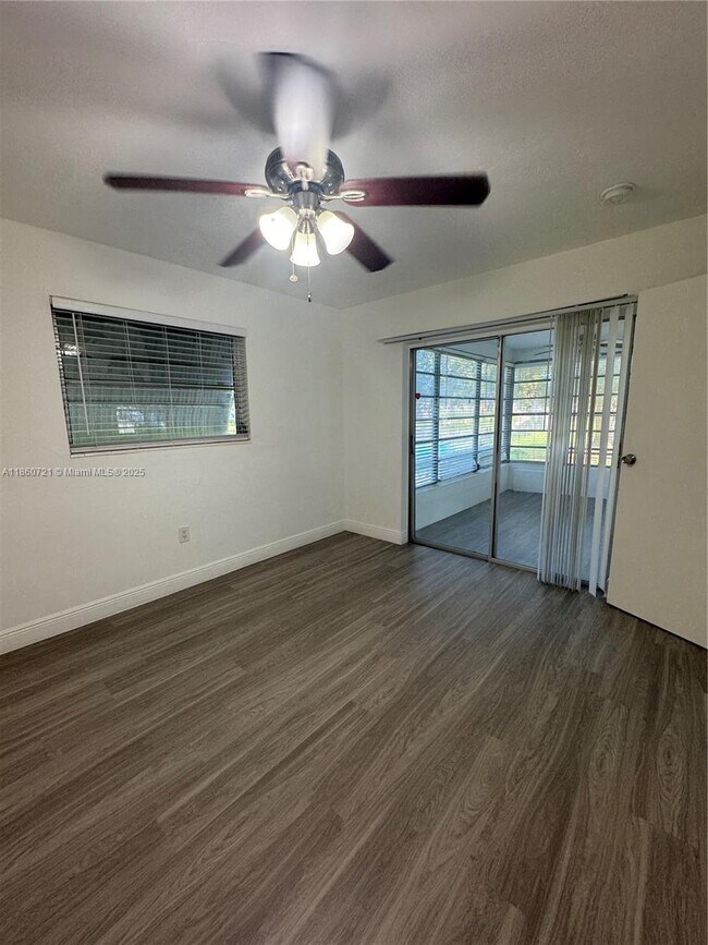 Building Photo - 2985 NW 69th Ave