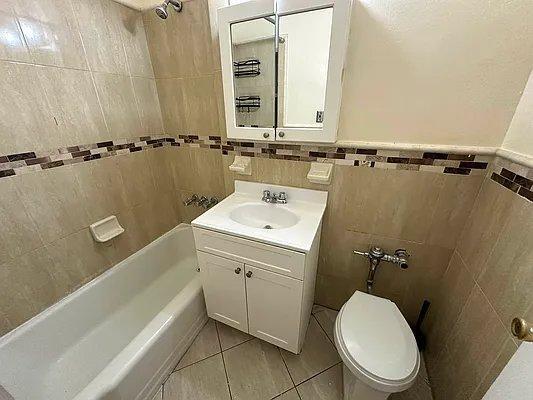 Building Photo - 1 bedroom in Bronx NY 10471