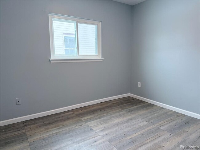 Building Photo - 166 W Coy Ave