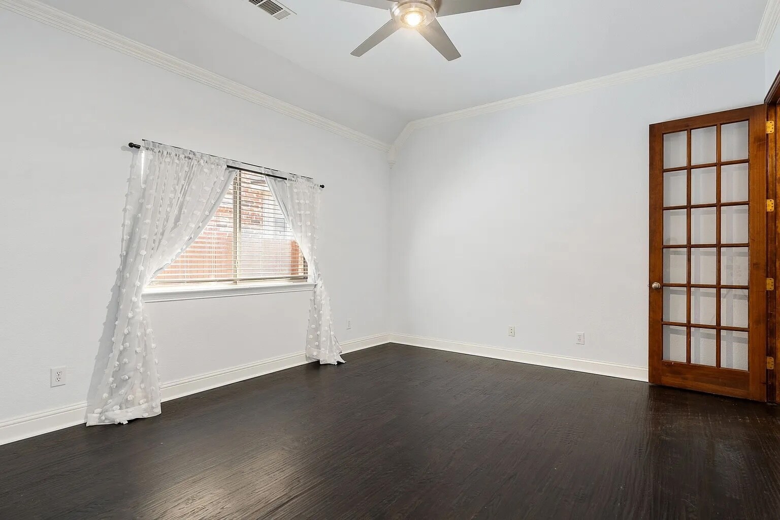 Building Photo - 5836 Sterling Dr
