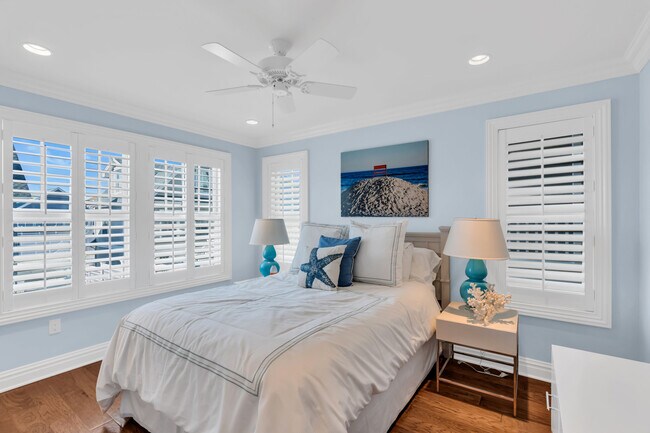 Building Photo - 289 Beach Front