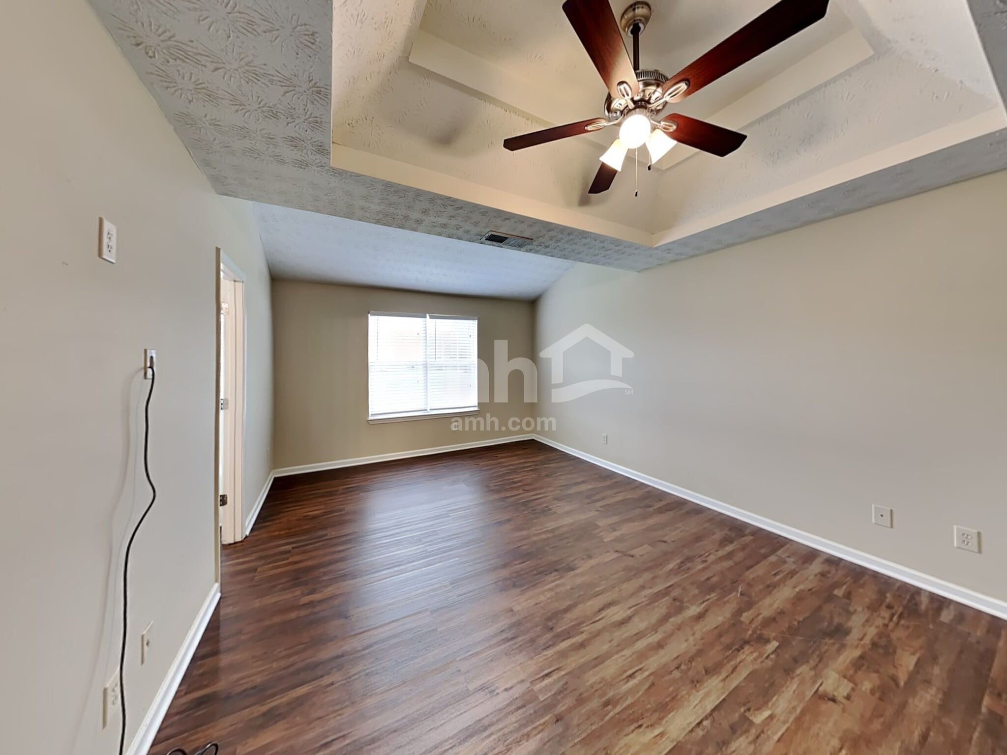 Building Photo - 602 Thrasher Ct